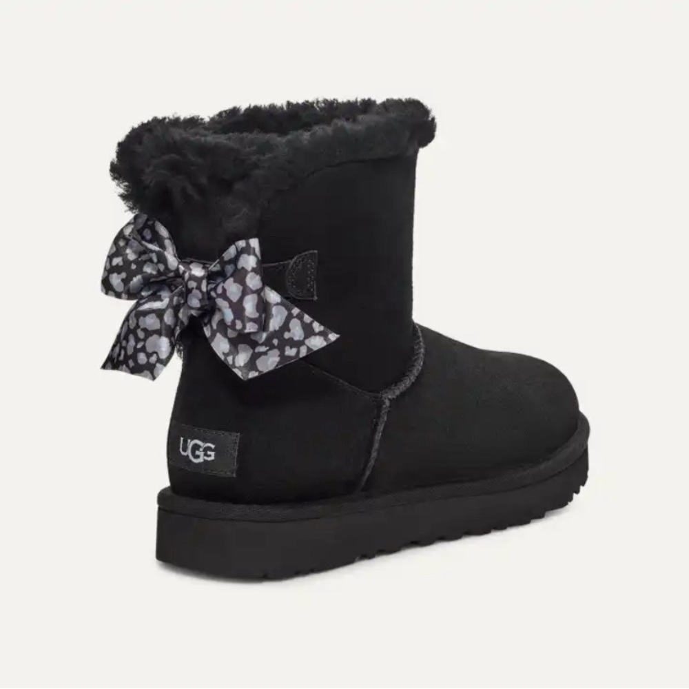 UGG Black‎ Boots with Bow Mini Bailey